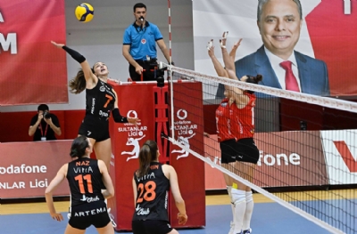 Muratpaşa Belediyesi Sigorta Shop - Eczacıbaşı Dynavit: 0-3 (MAÇ SONUCU)