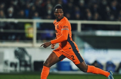 Inter, Denzel Dumfries'le nikah tazeliyor