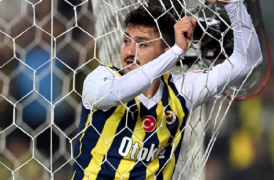Cengiz Ünder tek kaldı! Fenerbahçe’nin sağ şeridi krize doğru gidiyor