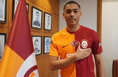 Galatasaray Vinicius'u tutmayacak