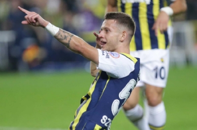 İtalyan CorSport'un kafası karıştı! Osimhen ile Szymanski ne alaka