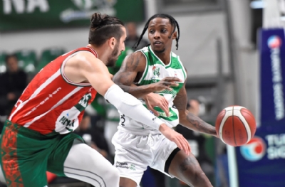 Bursaspor İnfo Yatırım - Pınar Karşıyaka: 68-102