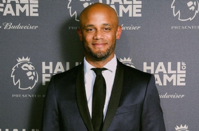 Düşse de kalsa da Kompany