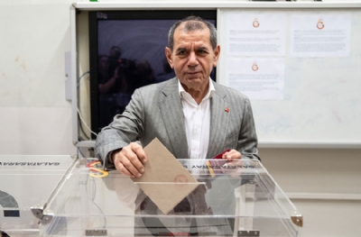 Özbek'ten seçim sözleri! 'Alışılmadık bir durum'