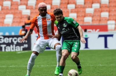 Adanaspor - Sakaryaspor maç sonucu: 0-0