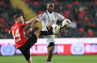 Beşiktaş'ta şok sakatlık