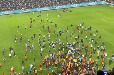 Trabzonspor cephesi olayları başlatanı belirledi! Takımı orta yuvarlağa topladı