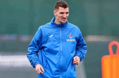 Trabzonsporlu Meunier'den Fenerbahçe maçı itirafı: Maç neden durmadı bilmiyorum 