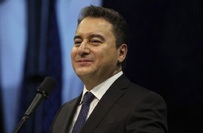 Bir Ali Babacan eksikti