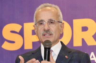 Ulaştırma bakanından Fenerbahçe'nin dava açtığı Ahmet Genç'e destek 