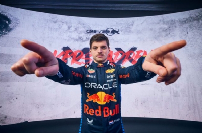 Avustralya'nın en hızlısı Verstappen