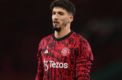 Dominik Livakovic'in ayrılığı kesinleşti! Altay Bayındır yuvaya dönüyor