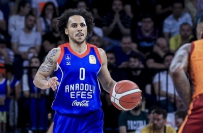 Fenerbahçe Larkin'in peşinde