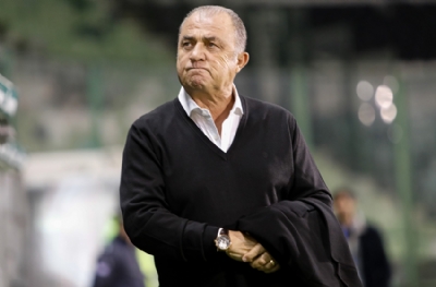Terim, Lucescu'ya kaybetti