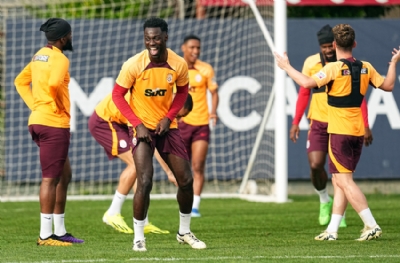 Galatasaray'ın 5 yabancı ile imtahanı! Kimler nasıl hangi yollarla gönderilecek?