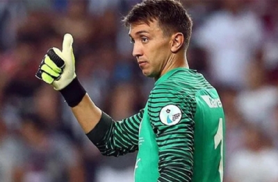 Muslera Fenerbahçe maçında imza atacak