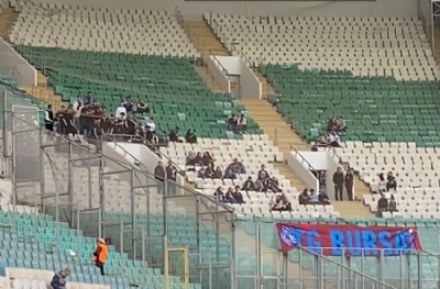 Trabzonspor taraftarından Bursaspor tezahüratı