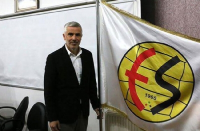 1 ayı dolmadan kovuldu! Eskişehir'den Önder Karaveli açıklaması