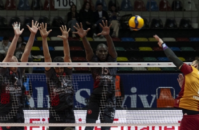 Ziraat Bankkart - Galatasaray HDI Sigorta: 3-0 (MAÇ SONUCU)