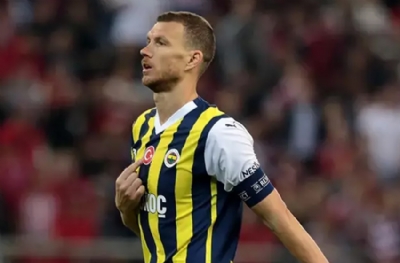 Yunan taraftarlardan Edin Dzeko akla gelmeyecek organizasyon