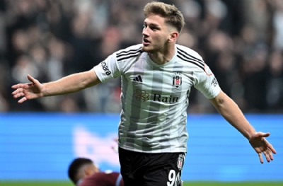 Semih Kılıçsoy'u Beşiktaş'tan 2 eski Galatasaraylı koparacak! Derbiye geliyor