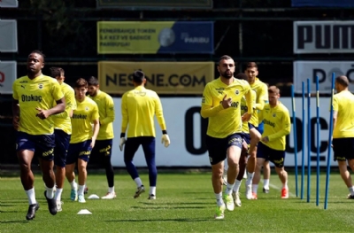 Olympiakos maçı öncesi Fenerbahçe'ye peş peşe müjdeler! 3'ü birden