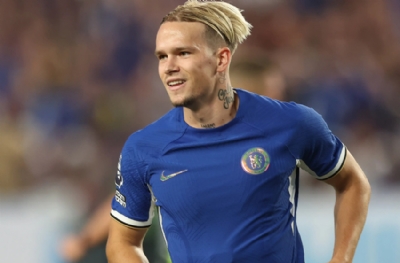 Chelsea Enzo Fernandez ve Mykhailo Mudryk'in sözleşmelerini uzattı