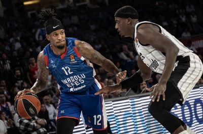 Anadolu Efes - Virtus Segafredo Bologna: 64-67 (MAÇ SONUCU)