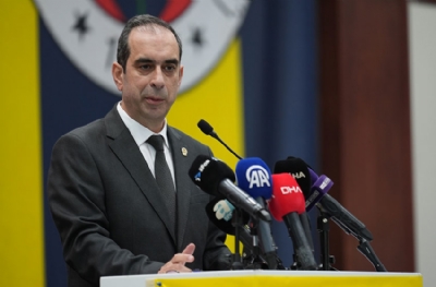 Şekip Mosturoğlu sahaya indi! Tam damardan girdi! 2010-2011 sezonu