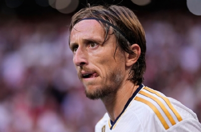 Modric ayrı kulüp ayrı düşünüyor