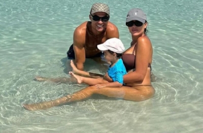 Cristiano Ronaldo, mutluluğun fotoğrafını çekti