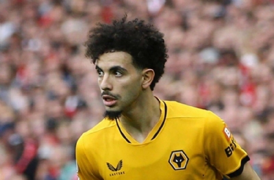 Sol bek yarışması başladı