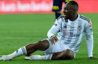 Beşiktaş'a derbi öncesi şok