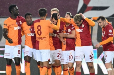 Okan Buruk'tan şampiyonluk yolunda flaş kadro dışı kararı