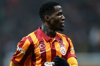 Zaha rest çekti, Buruk resti gördü! İşte bu yüzden Adana'ya götürülmedi