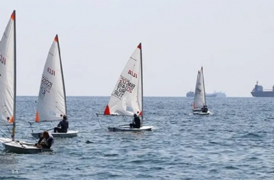 Milli yelkenciler'den Fransa'da gümüş madalya