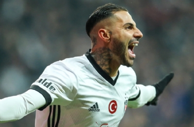 Ricardo Quaresma'dan gövde gösterisi