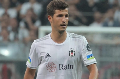 Salih Uçan 8 maç sonra ilk 11'de kadroda
