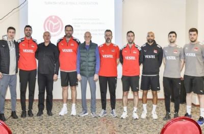 Voleybolda kritik zirve yapıldı