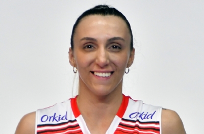Milli voleybolcu Aslı Kalaç sözleşme yeniledi