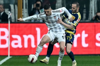 Rashica: Bu sezonu kupayla sonuçlandırma ihtimalimiz var