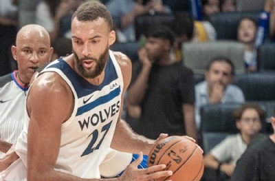 NBA'de yılın savunma oyuncusu Rudy Gobert 
