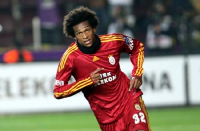 Galatasaray'ın eski oyuncusuna şok tutuklama! Takım otobüsünden indirildi