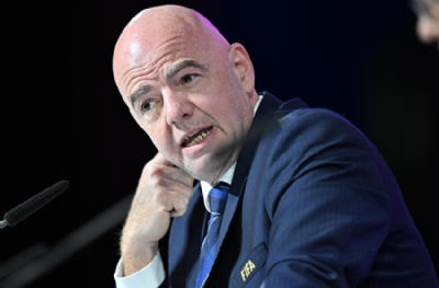 Gianni Infantino kendi imzasıyla Mehmet Büyükekşi'yi Bangkok'a davet etti