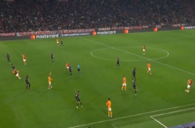 Bayern elendi Galatasaraylılar hatırlattı! “Ofsaytla gelen ofsaytla gider”