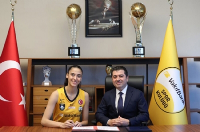 Deniz Uyanık VakıfBank’ta
