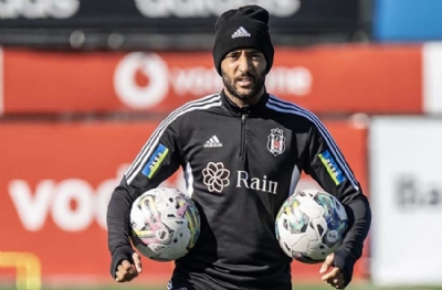 Beşiktaş'ı reddeden Redmond'ın mesajına Samet Aybaba yol verdi