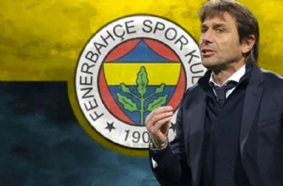 Sadettin Saran'la birlikte Antonio Conte de gitti