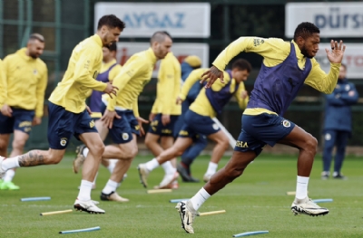Fenerbahçe kadrosu dağılıyor! 'Gitmek istiyoruz' diyerek şok eden yıldızlar