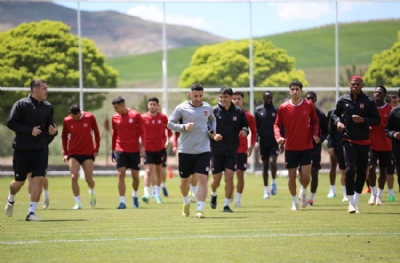 Sivasspor pas ve taktik çalıştı